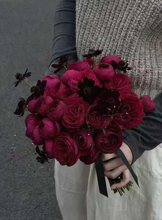 Textured Niche Red Lace Handheld(Anchor development)